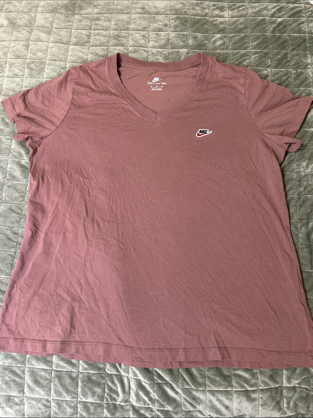 Nike Tee